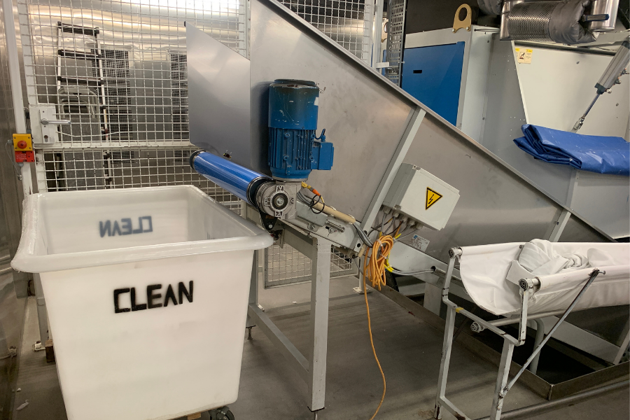 material handling conveyors