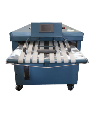 CLM small piece folder for towels and linens on the finishing line